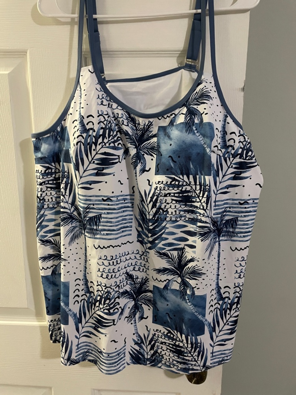 Source Unknown Blue and White Palm Print Bikini Tank Top